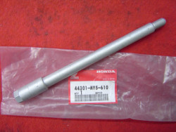 Axe de roue avant Honda CB500 94-02 – Réf. 44301MY5610
