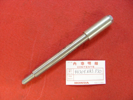 Axe de roue avant Honda CR125R CR250R CR500R – Réf. 44301KA3830