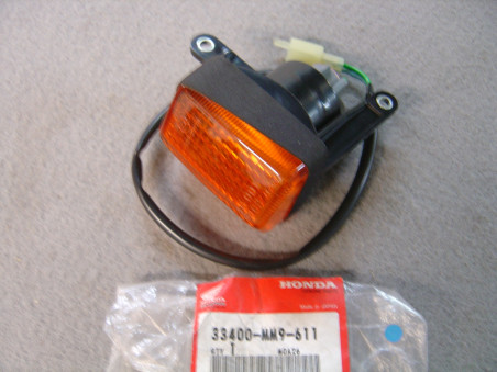 Clignotant avant droit Honda XL600V 87/99 - Réf 33400MM9611
