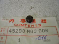 Bouchon fileté d'axe des plaquettes divers HONDA 45203-MG3-016  45203-MG3-006