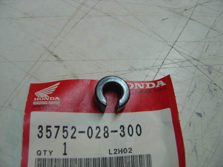 Entretoise Contacteur Point Mort Honda 125 - Réf. 35752028300