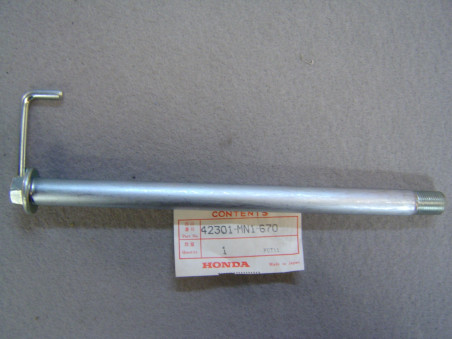 Axe de roue arrière Honda XR250R XR600R - Réf 42301MN1670