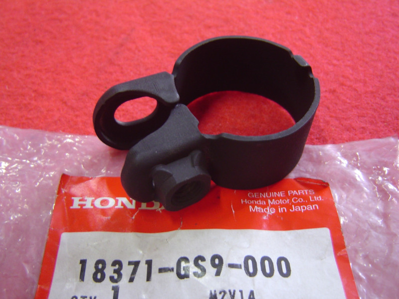 Collier Tube Échappement Honda ZB50J PJ - Réf. 18371GS9000