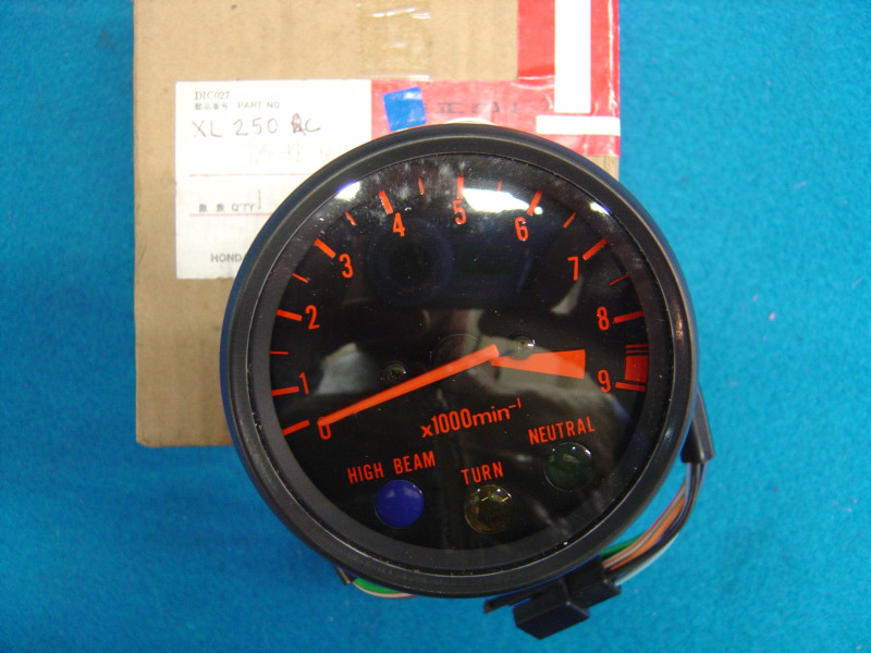 Compte tours Honda XL250RC 1984 - Réf. 37250KB7601