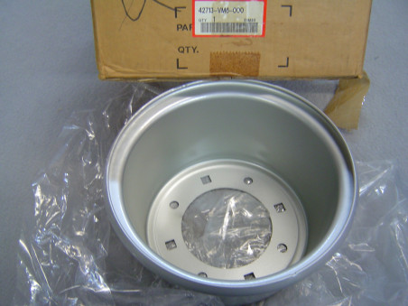 Element de roue AR de TRX125 85-86 HONDA 42713-VM6-000