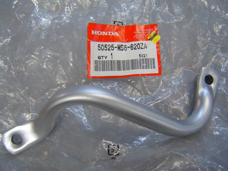 Poignée béquillage Honda XL600V NH146M – Réf. 50525MS6620ZA