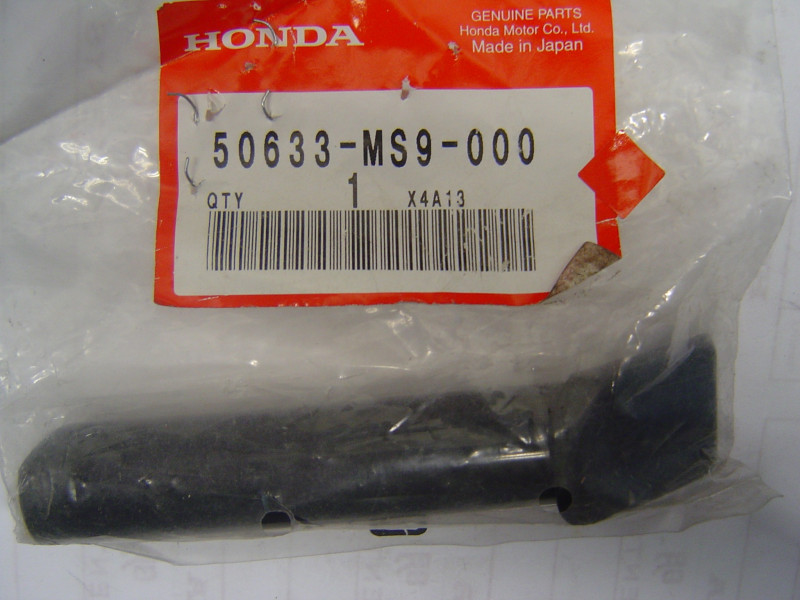 Barre repose-pieds arrière droit Honda NTV650 88/93 | Réf. 50633MS9000