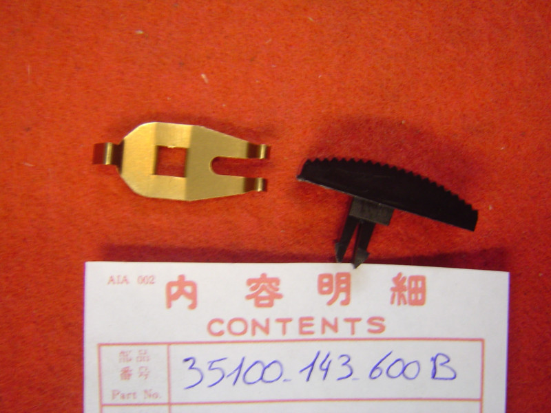 Bouton d'éclairage Honda PF50M - Réf. 35100143600B