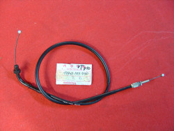Cable de gaz (A) de VT750CE 84 ref de remplacement 17910KV0010