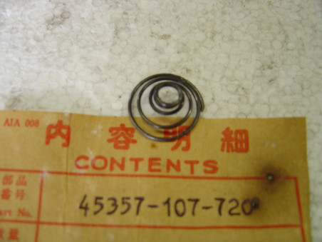 Ressort étrier de frein Honda 125S3 125T JX CB200 | Réf. 45357107720