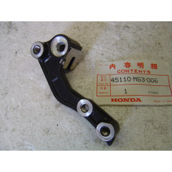 Support Étrier Frein Gauche Honda – Réf. 45110MG3006