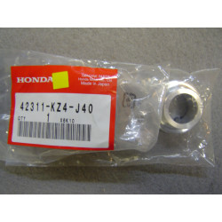 Bague axe roue AR côté D Honda CR CRF - 42311KZ4J40