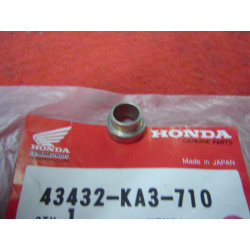 Entretoise barre d'ancrage Honda CR125 CR250 - Réf. 43432KA3710