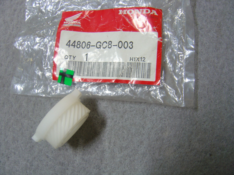 Pignon Plastique Honda 44806-GC8-003 NH80 CH125E