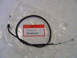 Cable de gaz retour de CB600F 99-02