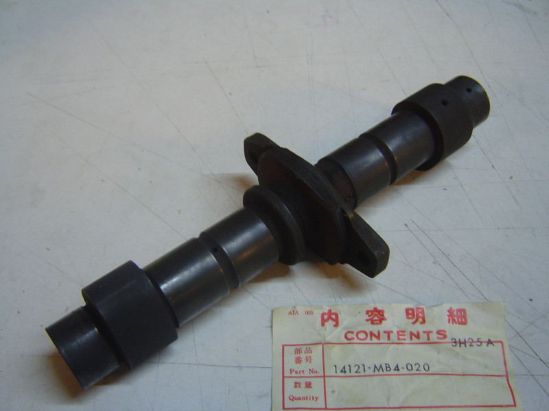 Arbre à cames admission AR Honda VF1100C - 14121-MB4-020