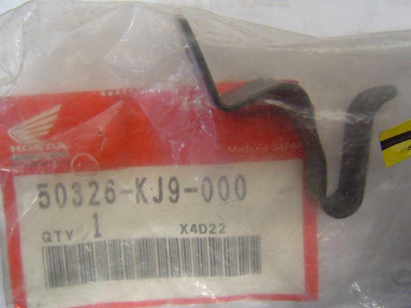 Crochet porte casque Honda CH125 84 - Réf. 50326KJ9000