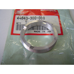 Écrou créneaux moyeu roue avant Honda CB500F CB750F - 44643-300-000