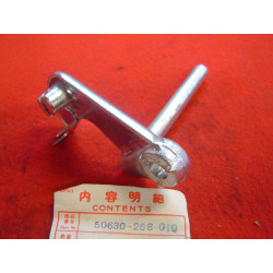 Platine Repose Pied Droit Honda CB72 CB77 - Réf 50630268010