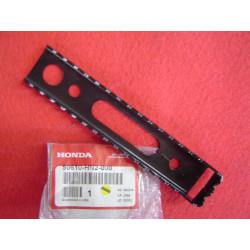platine supérieure de repose pied de TRX250 03-04 TRX350 04-06 TRX400 04-07