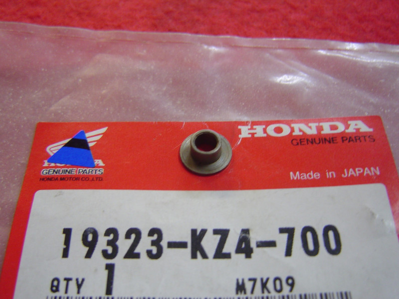 Entretoise axe soupape échappement Honda CR125 19323-KZ4-700