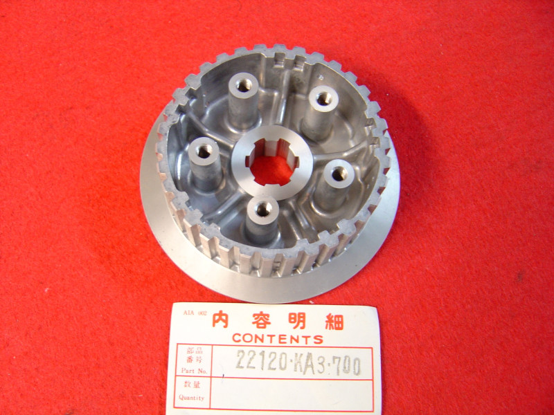 Noix d'embrayage Honda CR125RC 82 – Réf. 22120KA3700