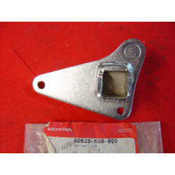 Platine Repose-Pied AV Gauche Honda VT125C | Réf. 50625-KGB-900