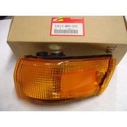 Cabochon Clignotant AR Droit Honda PC800 - Réf 33610MR5602