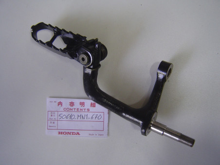 Repose-pied avant droit + support Honda XR600R 88-90 | 50610MN1670