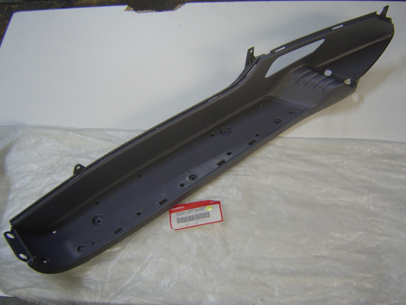 Marche-pied gauche Honda FES125 1998-2000 NH200R | 50651KEY900ZA