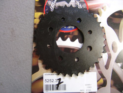 Couronne FE 37 dts pour CB125S3 (J) ref FRANCE EQUIPEMENT 5252-37FE