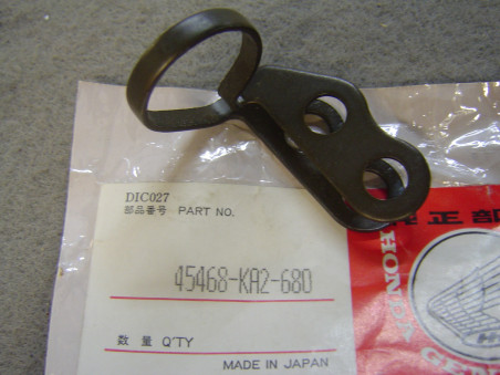 Guide B câble frein avant Honda – Réf. 45468KA2680