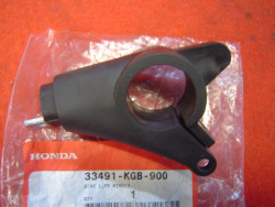 Support clignotant avant gauche de VT125C 01-97