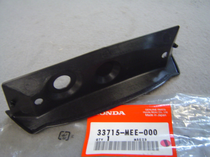 Support Feu Arrière Honda CBR 33715-MEE-000 | Pièce Honda