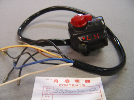 Commodo droit CB750K0 1970 3 positions Honda – Réf. 35300300620
