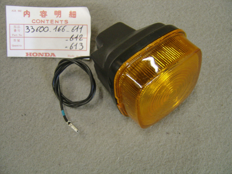 Clignotant AR droit Honda MB50SA MT50SA - Réf. 33600166611
