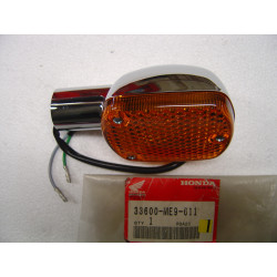 Clignotant AR droit Honda VT750 – Réf. 33600ME9611