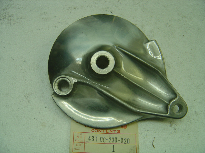 Flasque frein arrière Honda SS125 CD125 - Réf 43100230020