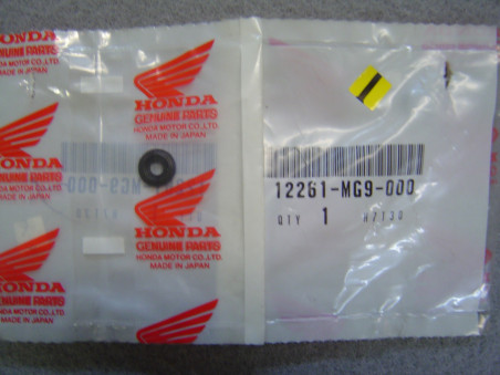Joint d'huile culasse gauche Honda GL1200 - Réf. 12261-MG9-000