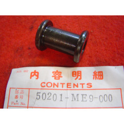Entretoise fixation moteur avant gauche Honda CB750 50201ME9000
