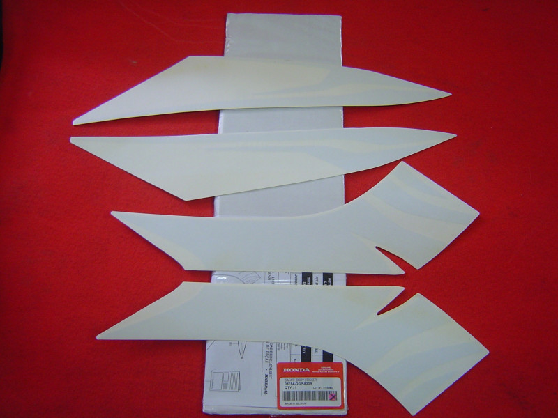 Kit Autocollant Honda NCS110 NCS50 Vision 08F84-GGP-820B
