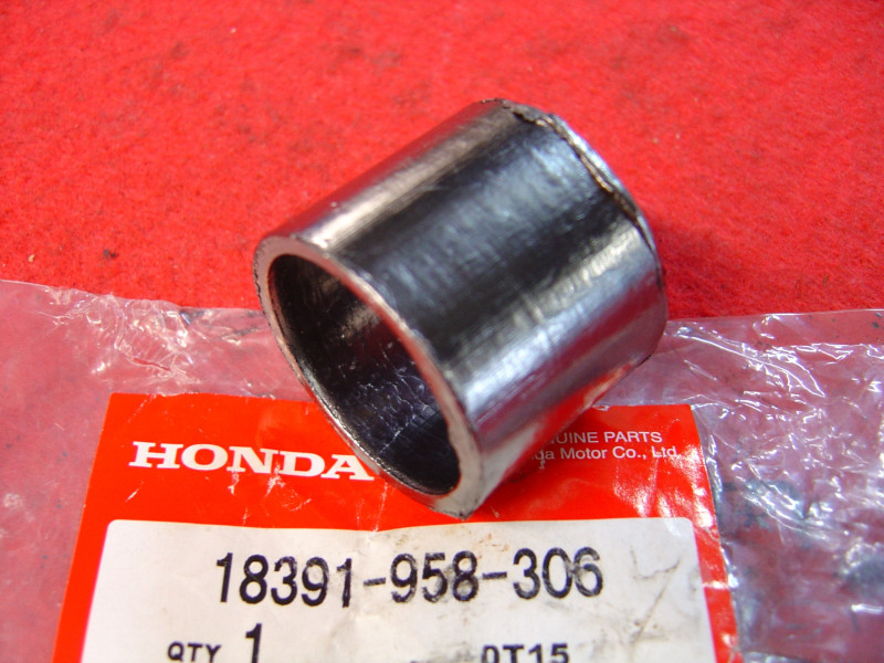Joint tubulaire échappement Honda ATC200 83/86 - Réf. 18391958306