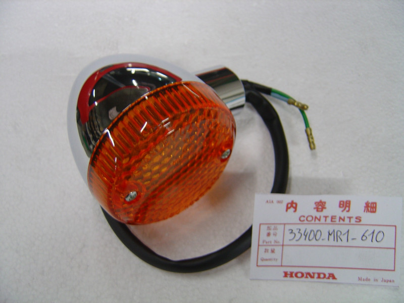 Clignotant avant droit Honda VT600C 88/97 - Réf. 33400MR1610