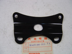 Support d'échappement coté gauche de CB125T-T2 honda 18425-399-003ZA