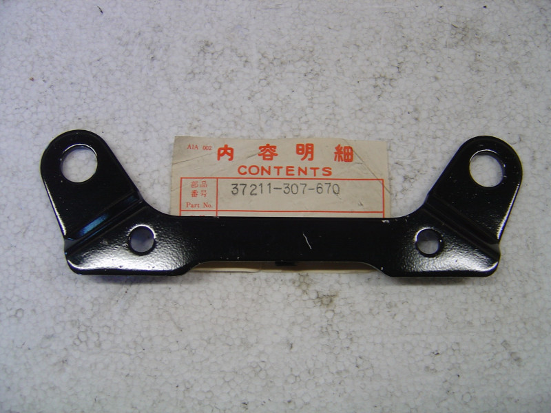 Support Compteurs Honda CB125K5 - Réf. 37211307670