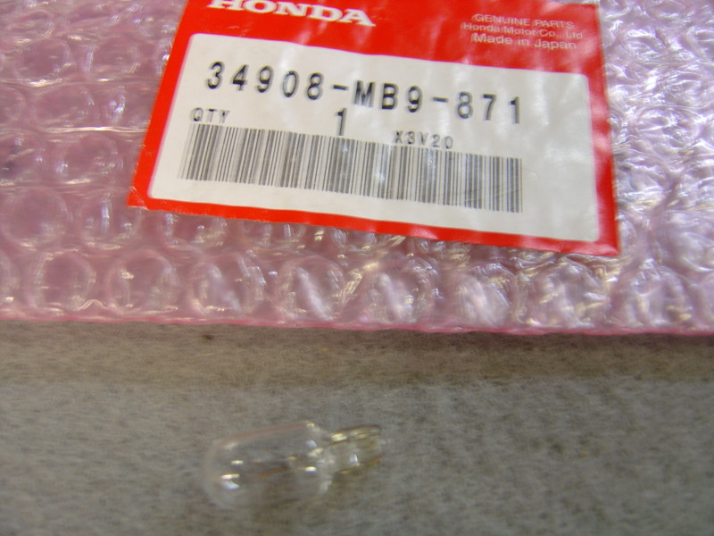 Ampoule coin 12V 1,7W Honda - Réf. 34908MB9871
