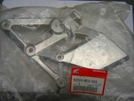 Platine droite repose-pieds Honda CBR600F 91/98 - 50600MV9000