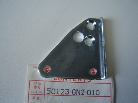 Patte Fixation Colonne Direction Honda SA50 - 50123GN2010