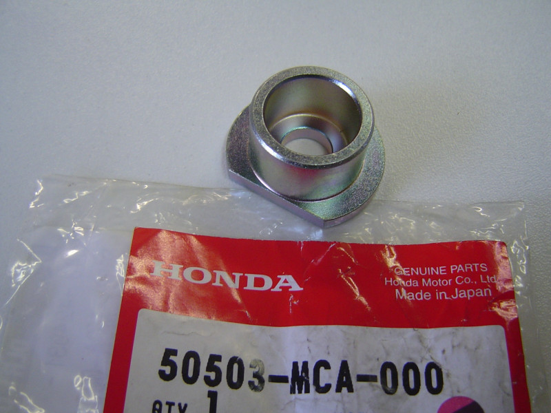 Entretoise Caoutchouc Béquille Gauche Honda GL1800 - 50503MCA000