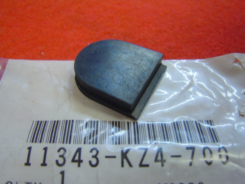 Caoutchouc Carter Embrayage Honda CR125 – Réf. 11343KZ4700
